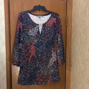 Kate & Mallory L Multicolor Paisley Scoop-Neck Tunic in Blue and Red